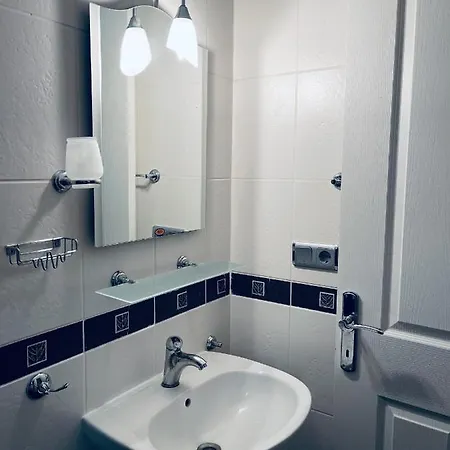 Akvaryum Icinde Teras Manzarali Dublex Daire Apartamento